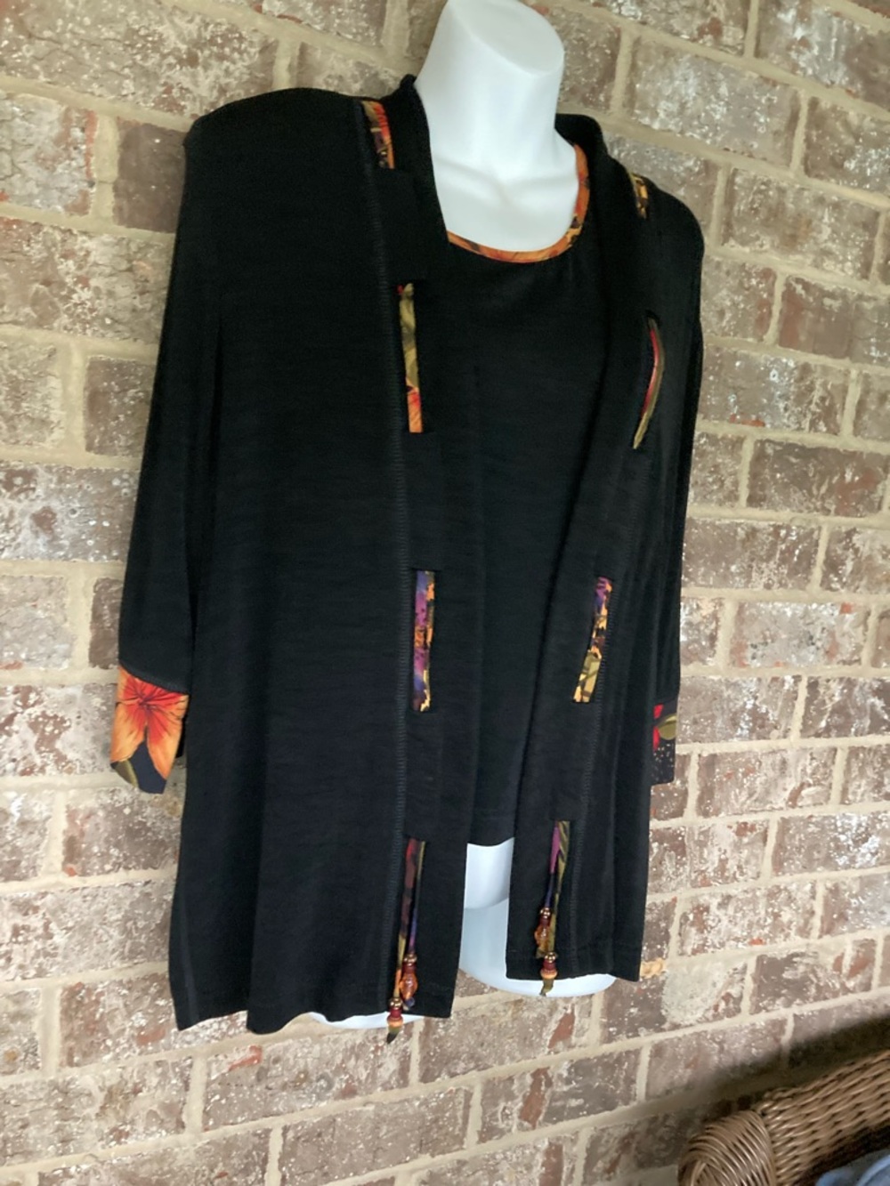 Beautiful Christina Hope 2 Piece Cardigan and Top Beaded Ensemble M/L - Picture 2 of 12